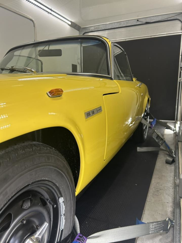 stunning-lotus-elan-sprint-transported-for-specialist-hood-work-04